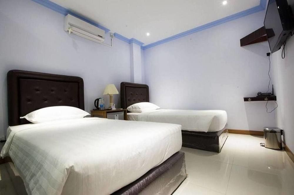 Woodland Hotel Yangon Exteriör bild